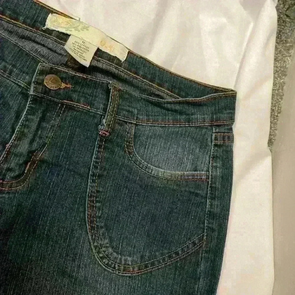 U-51 Capris Sz 11 - Picture 3 of 7